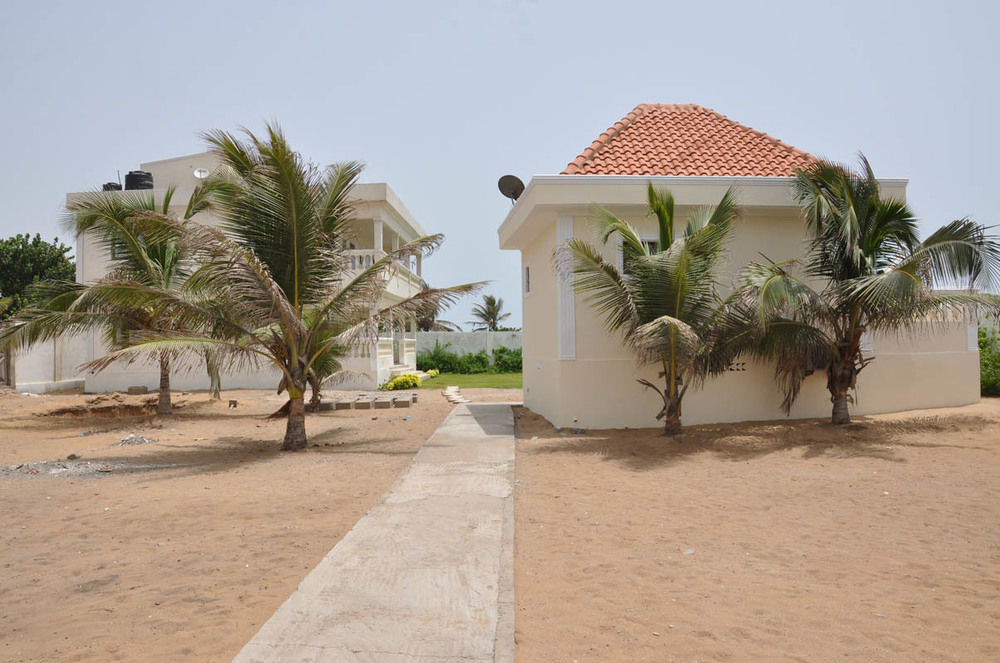 Hotel Residence Madiba Lomé Buitenkant foto